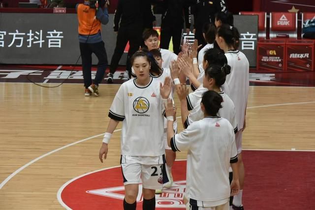 战狼3免费高清版 国语版
